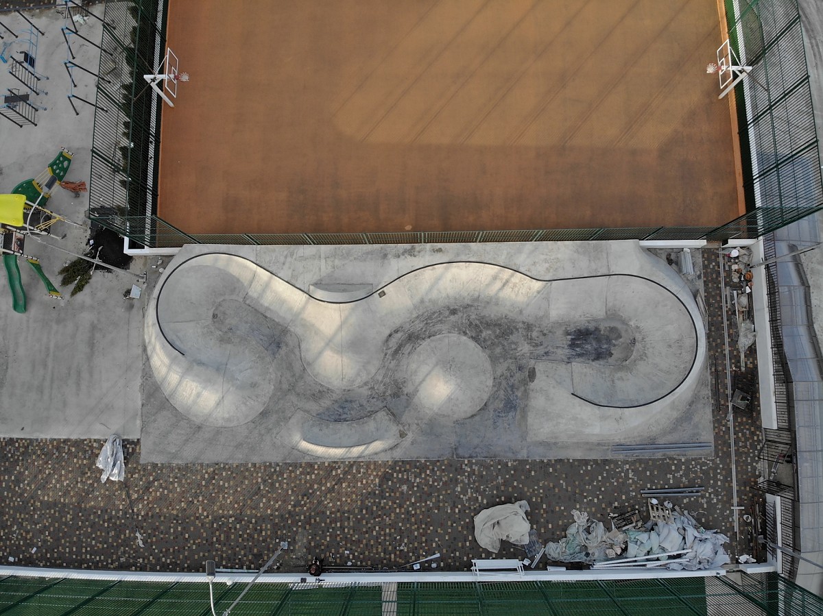 Residential complex Alps skatepark